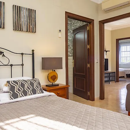 Cubo's Lucys Place 2 Bedrooms Apartment *